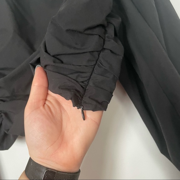 Forever 21 Long Sleeve Crop Top with Ruching - Picture 2 of 5